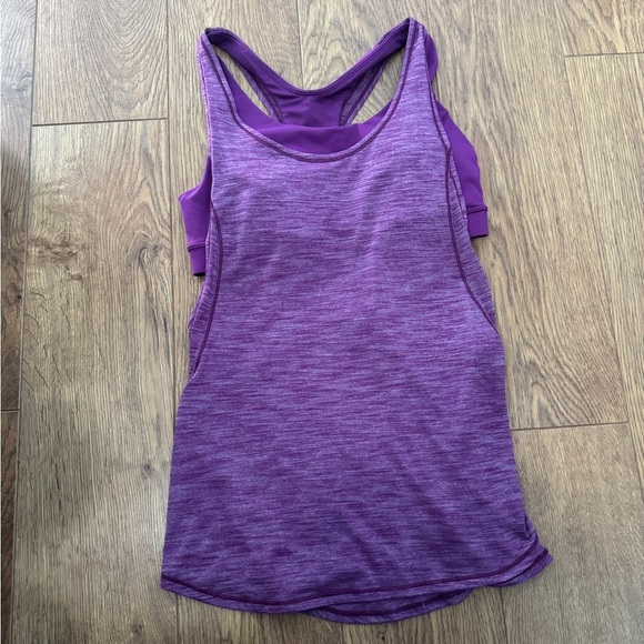 Lululemon On Track Tank | Size 6 - Picture 5 of 7